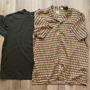 Bundle pair lot two Levi’s camp shirt heavyweight cotton T both M relaxed loose